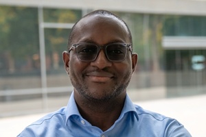 Dr Harold Anuta