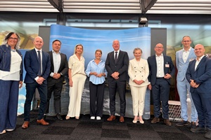 L R Christina Kempenaar Kristian Borum Jørgensen Marx Tijssen Eline Muller Marja Bijsterveldt Martin Wijnen Petra Lugtenberg Stefan Quist Raymond Bergmann Jelle Brantsma