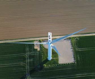 #19 Gamesa G52 wind turbine installed at Saint-Leger wind farm in France (courtesy Gabriel G.)